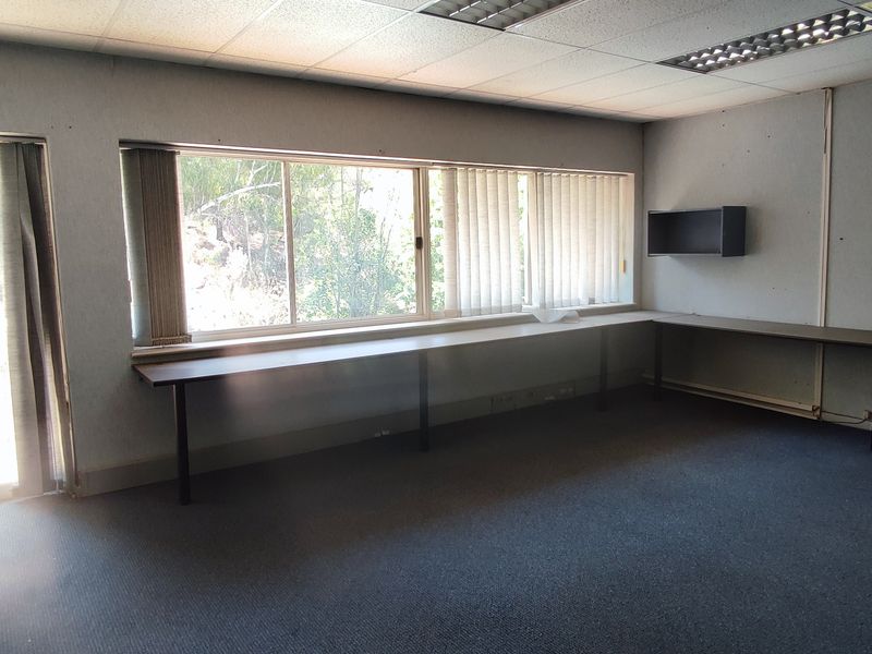 Stand Alone Office Building to Lease or For Sale in Parktown - Photo 9