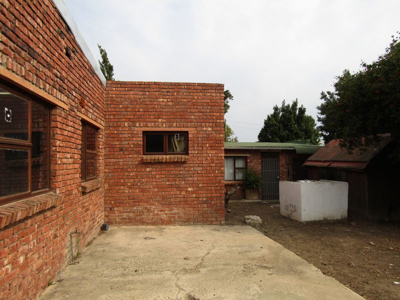 Opportunity Knocks - Photo 3