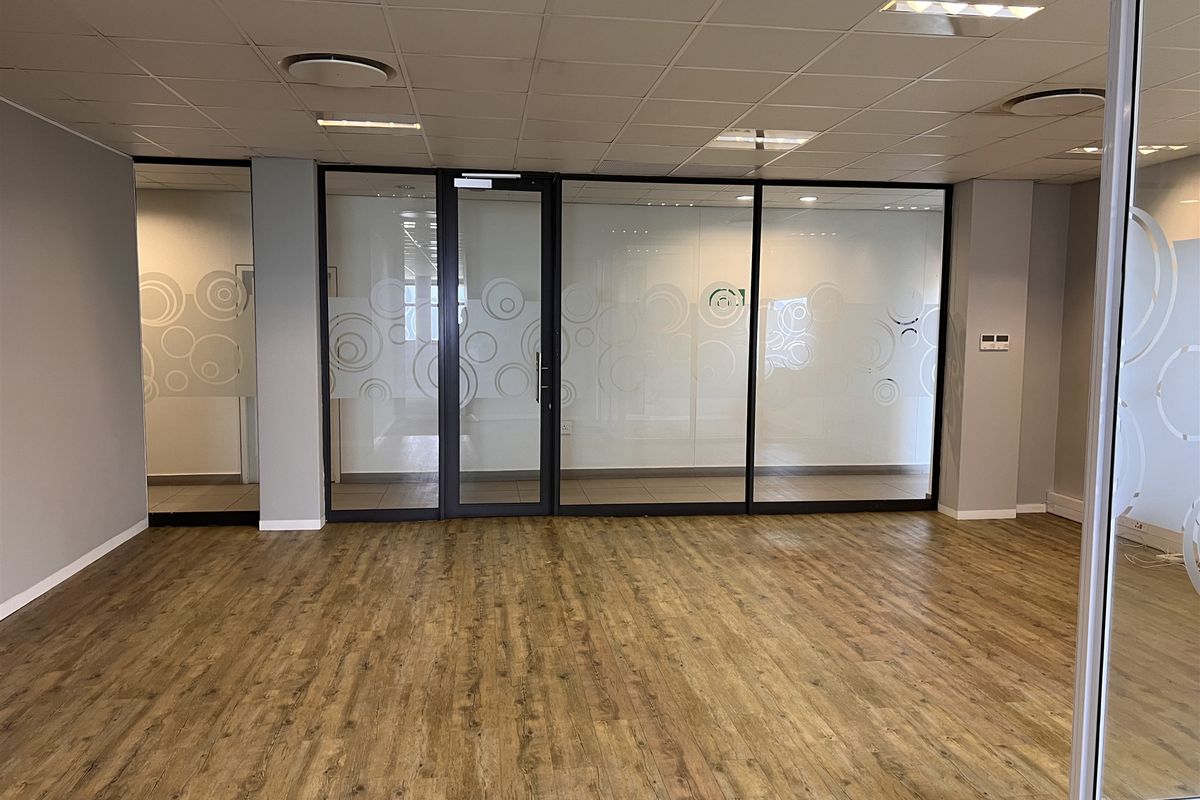 Prime Offices to Lease in Ridgeside Park - Photo 2