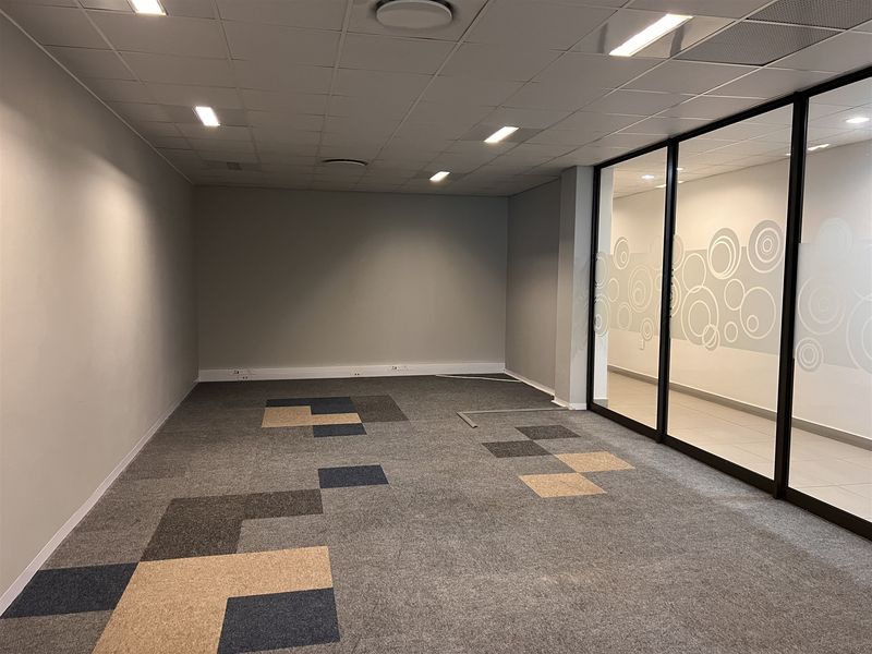 Prime Offices to Lease in Ridgeside Park - Photo 3