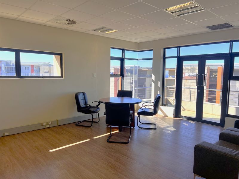Prime Office Space in Ridgeside Office Park – A Strategic Business Decision - Photo 3