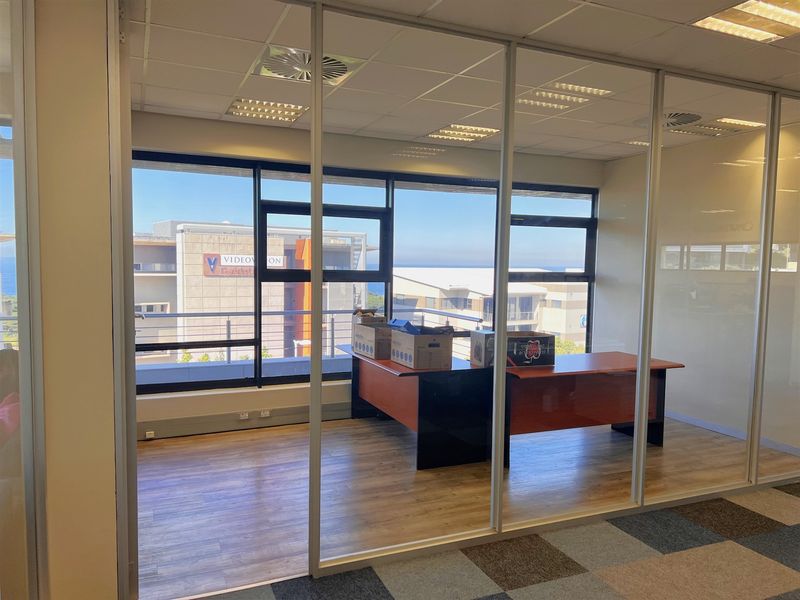 Prime Office Space in Ridgeside Office Park – A Strategic Business Decision - Photo 4
