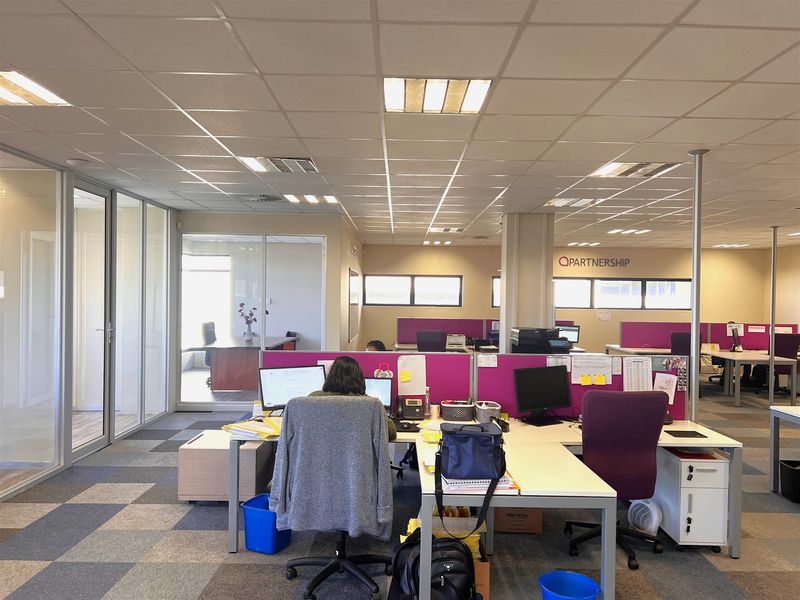 Prime Office Space in Ridgeside Office Park – A Strategic Business Decision - Photo 10