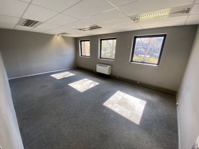Fully Fitted Offices for Lease at Central Park, Randjespark - Photo 2