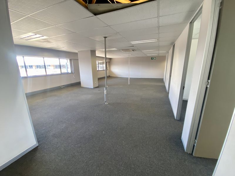 First-Floor Office Unit for Lease in Central Park, Randjespark - Photo 5