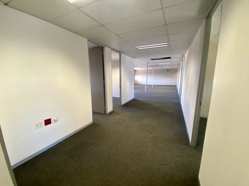 First-Floor Office Unit for Lease in Central Park, Randjespark - Photo 2
