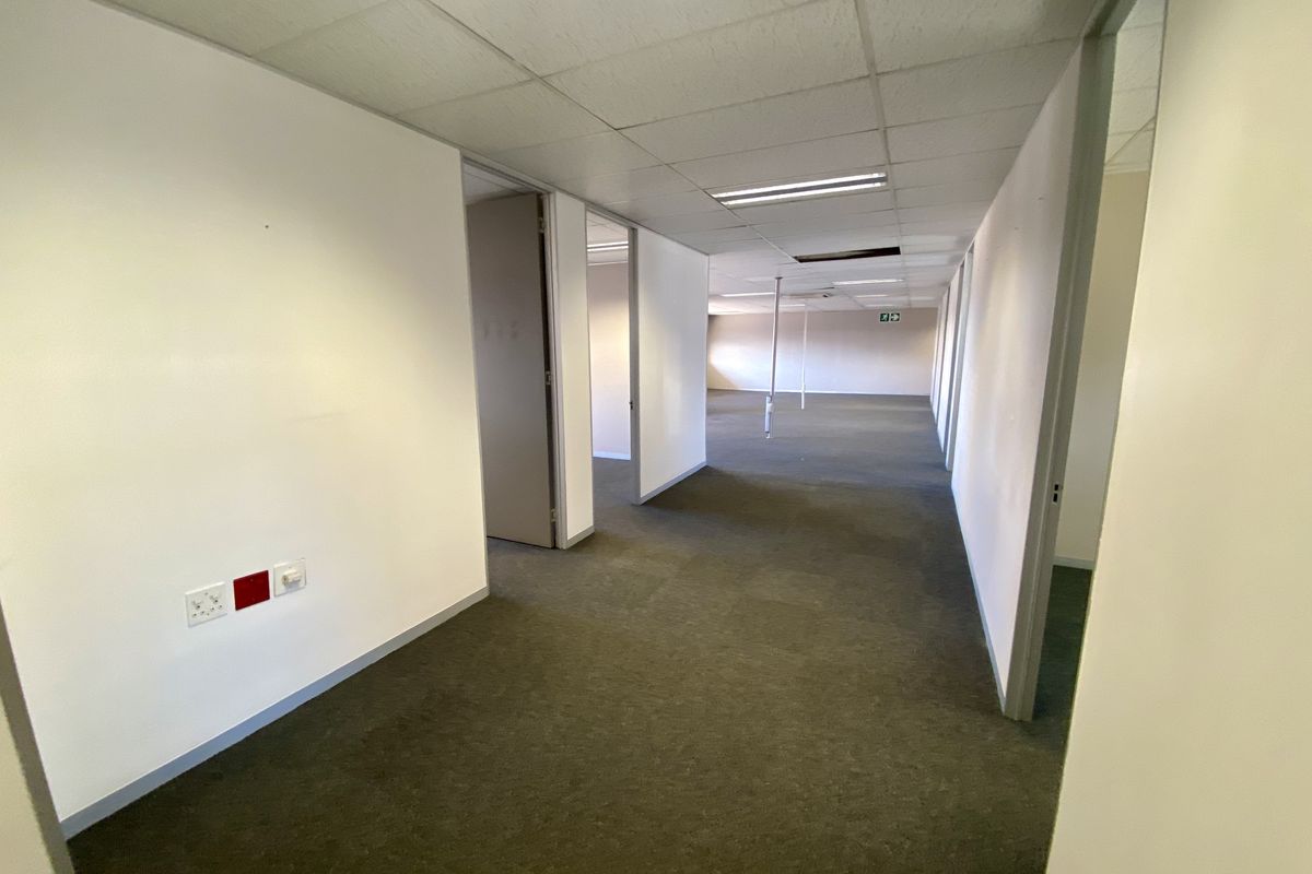 First-Floor Office Unit for Lease in Central Park, Randjespark - Photo 2