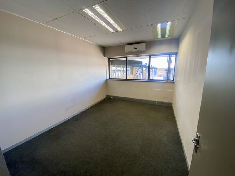 First-Floor Office Unit for Lease in Central Park, Randjespark - Photo 4