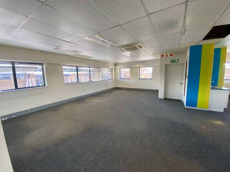 Beautifully Fitted Office for Lease in Central Park, Randjespark - Photo 5