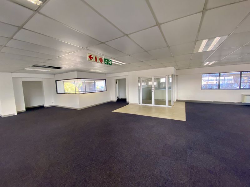 Spacious, Fully Fitted Office for Lease at Central Park, Randjespark - Photo 10