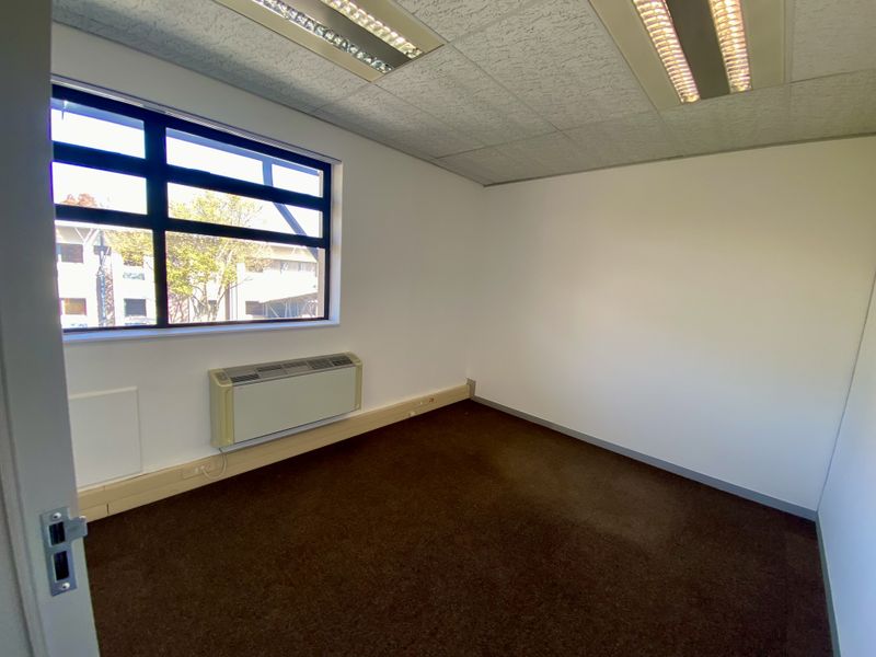 Spacious, Fully Fitted Office for Lease in Central Park, Randjespark - Photo 2