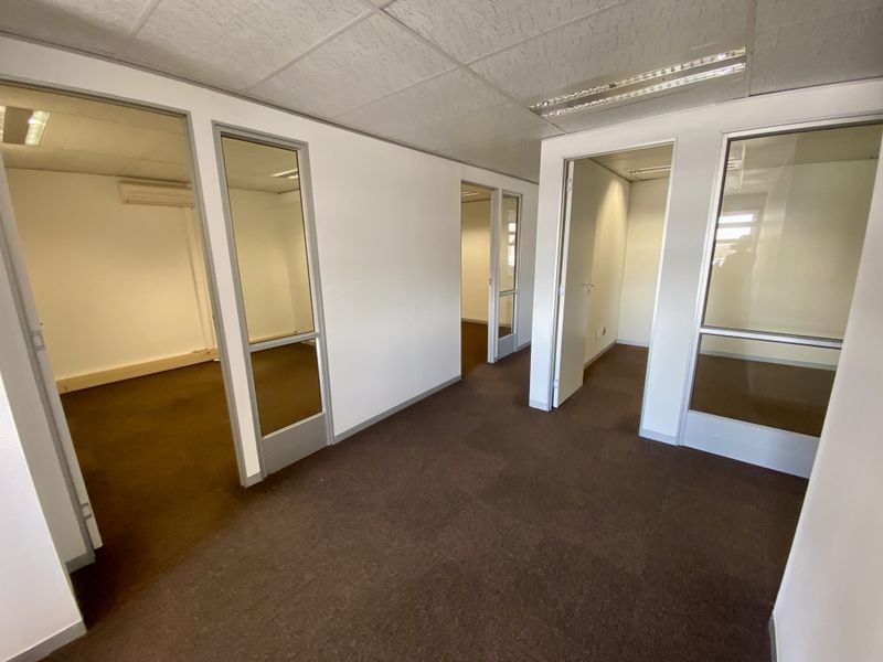 Spacious, Fully Fitted Office for Lease in Central Park, Randjespark - Photo 3