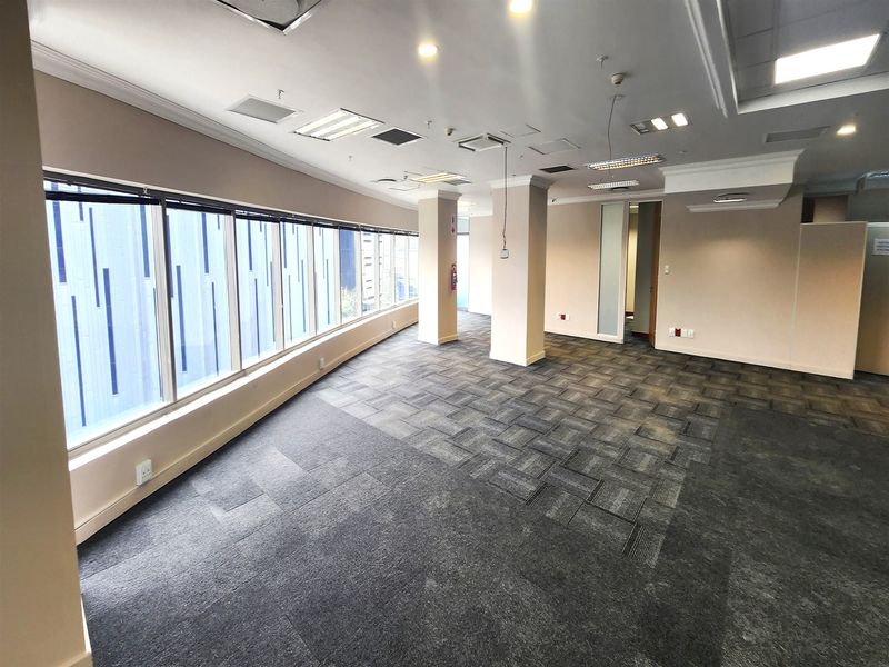 Offices to let in Sandown, Sandton - Photo 7
