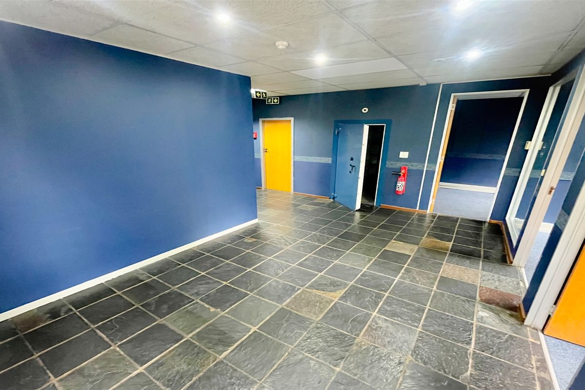 Office space to let - Photo 5