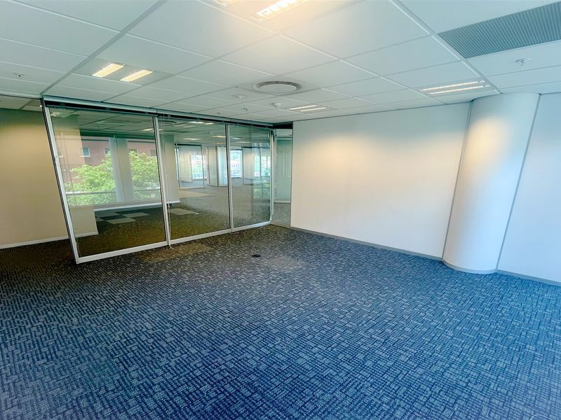 Office space to let in Melrose Arch - Photo 7