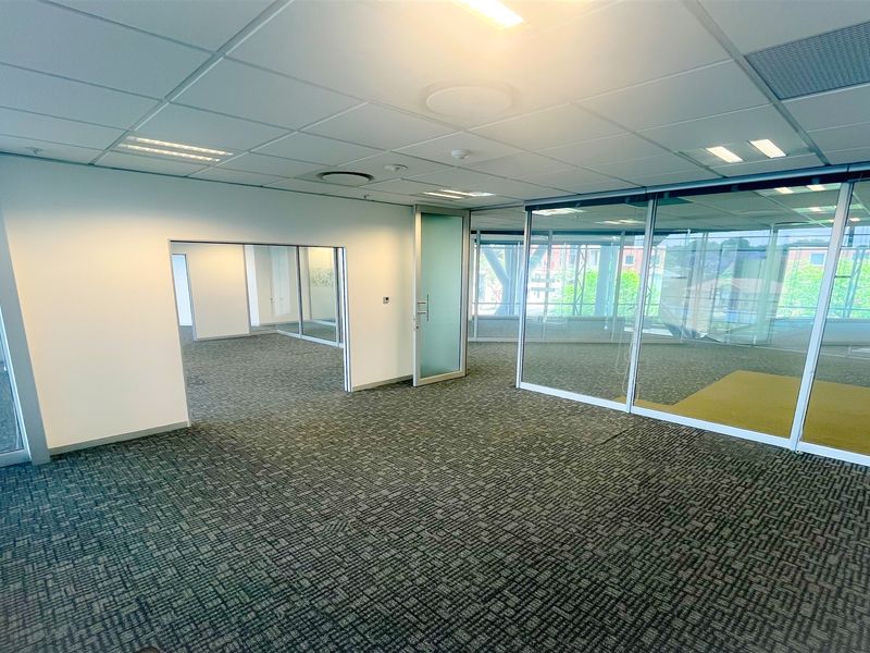 Office space to let in Melrose Arch - Photo 3