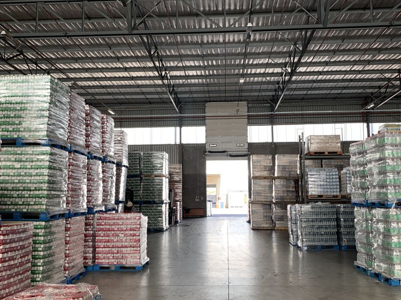 Warehouse to let in Pomona - Photo 9