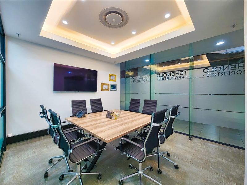 Modern Open Plan Office to Let in Dainfern Square - Photo 3