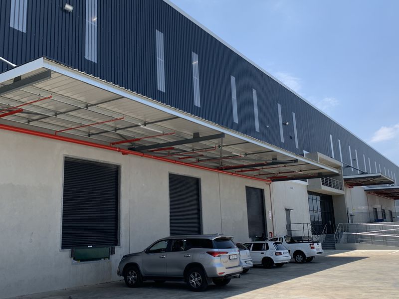 Warehouse to let in Longlake - Photo 5