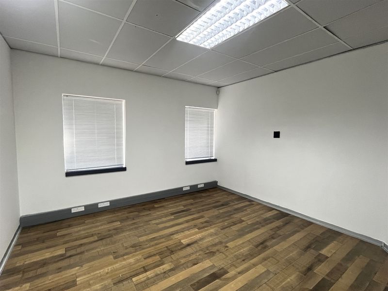 Commercial in Menlyn - Photo 7