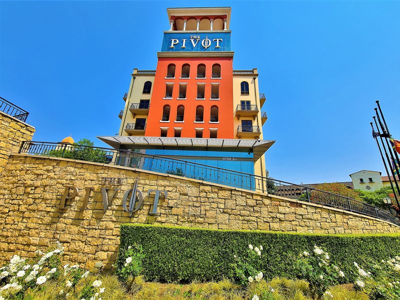 154m2 Open Plan Office to Let in The Pivot - Photo 2