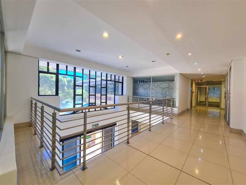 616 Fitted Office to Let in Constantia Office Park - Photo 8