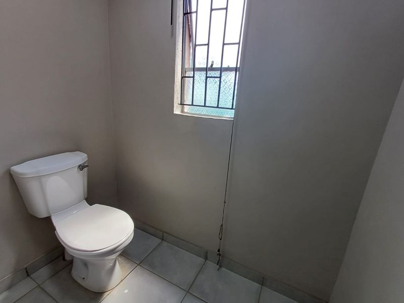 Warehouse for Sale in Louis Trichardt - Photo 9