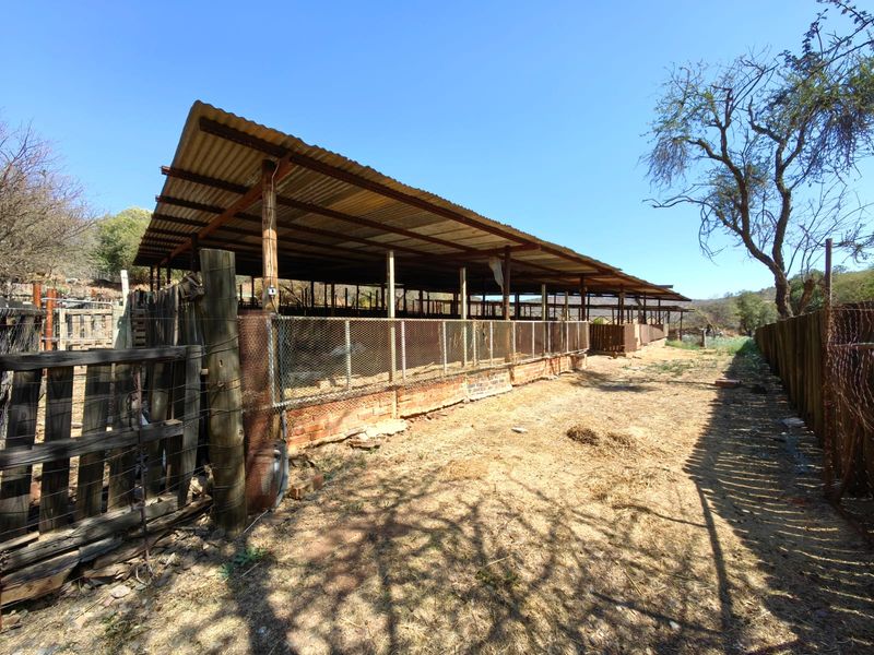 Groot Marico - Excellent farm -Water, water and more water! - Photo 1
