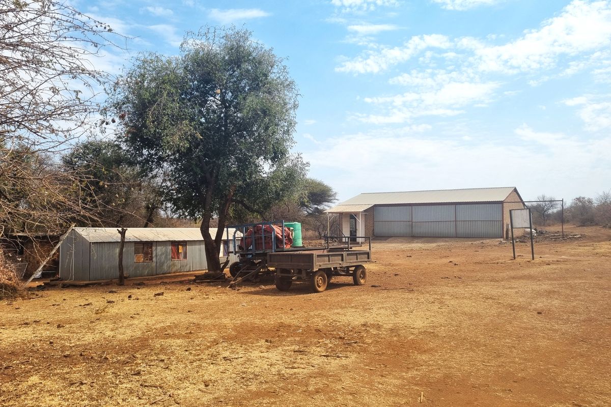 Limpopo – Magnificent Game Farm & Lodge - A Rare Investment Opportunity - Photo 4