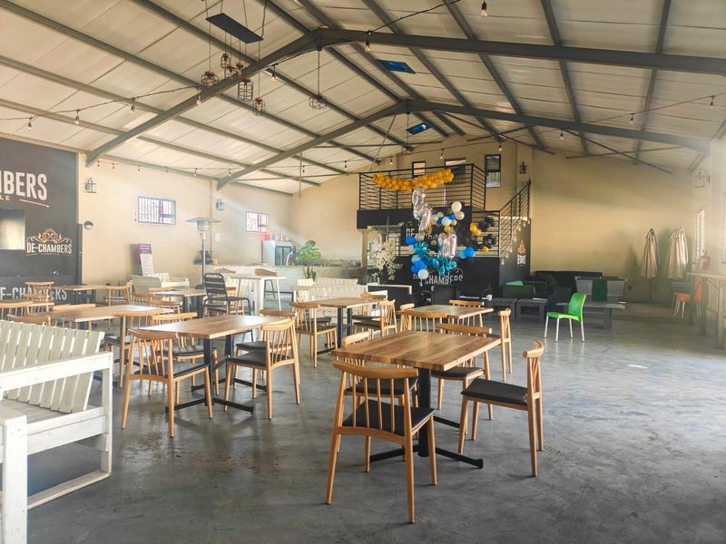 NOTE...Calling on all Investors!   Prime Commercial Property with Development Potential - Photo 4