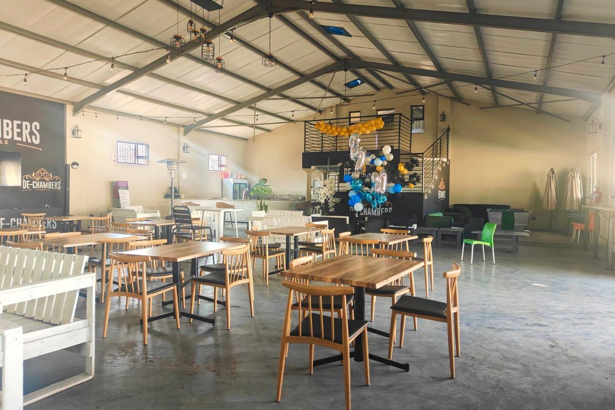 NOTE...Calling on all Investors!   Prime Commercial Property with Development Potential - Photo 4
