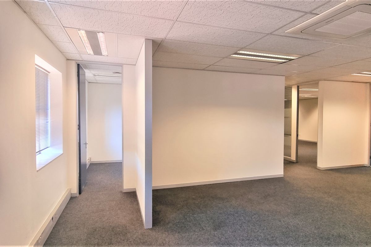 Ground floor space to let in Eton Office Park - Photo 4