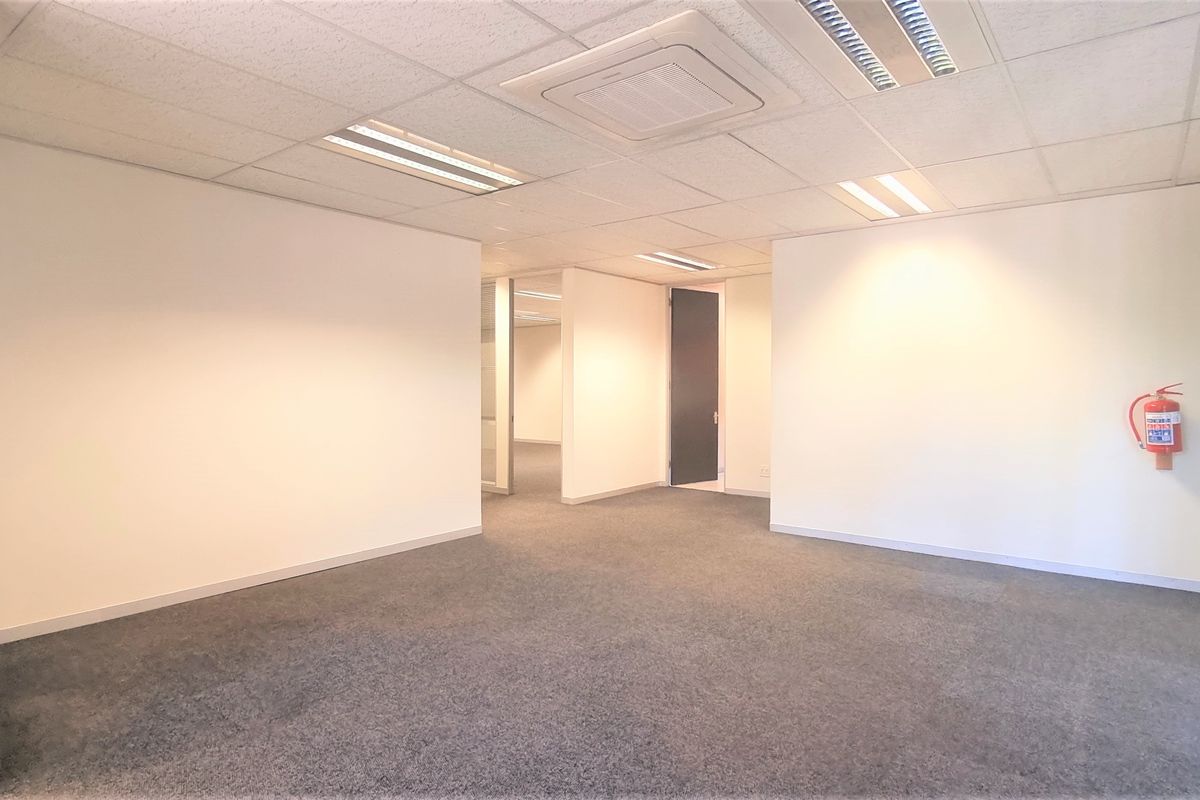 Ground floor space to let in Eton Office Park - Photo 5