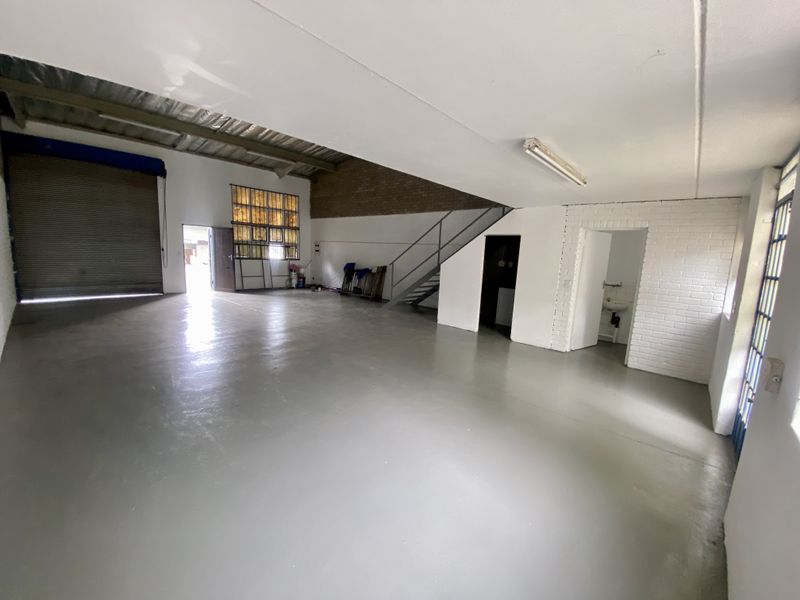 Mini Warehouse To Let in Midrand – Secure, Renovated, and Move-In Ready - Photo 4