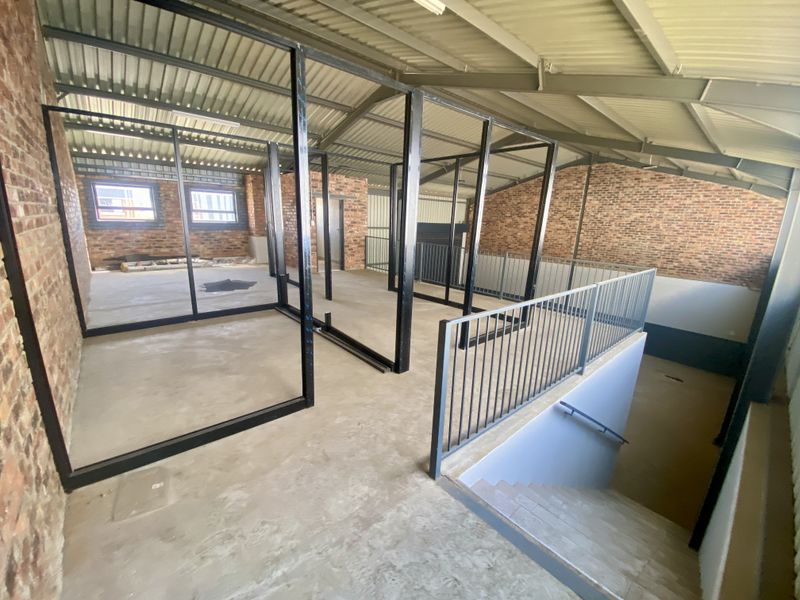 Prime 225 m2 Industrial Space in Halfway House, Midrand - Photo 6