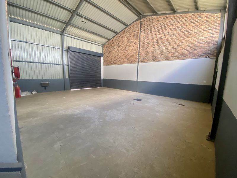 Prime 225 m2 Industrial Space in Halfway House, Midrand - Photo 10