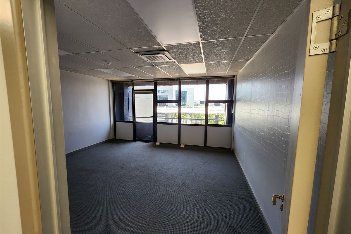 Offices to let in Sandton - Photo 5