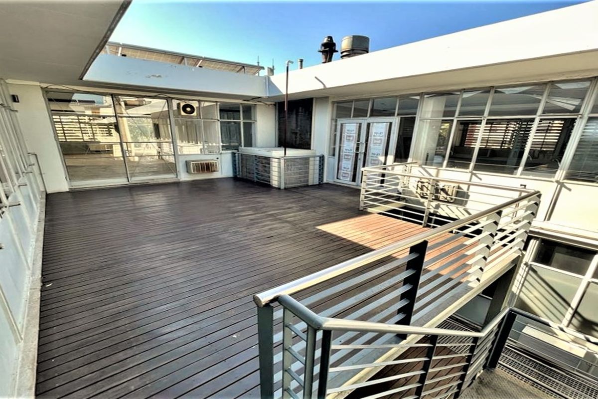 Office space to let in Parktown North - Photo 4