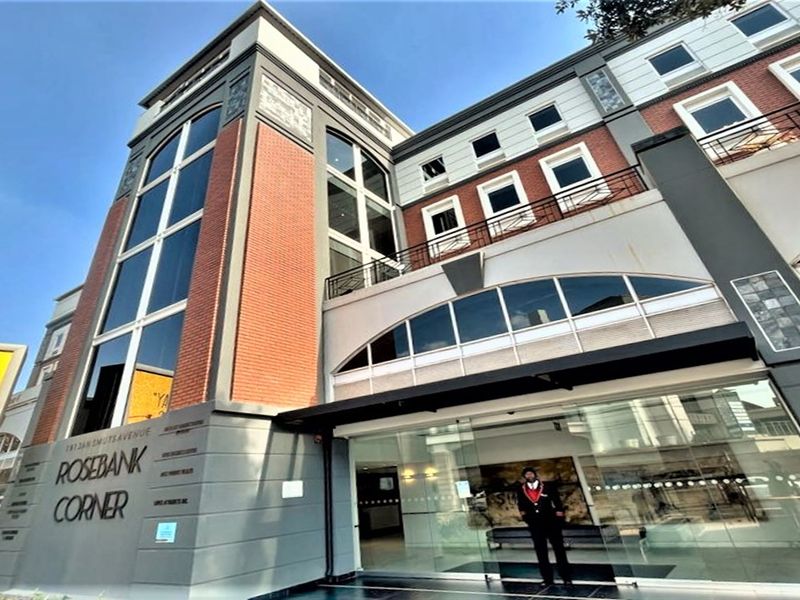 Office space to let in Parktown North/Rosebank - Photo 2