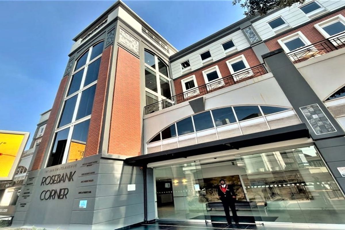 Office space to let in Parktown North/Rosebank - Photo 2