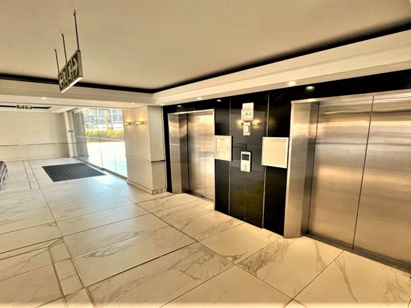 Office space to let in Parktown North/Rosebank - Photo 6