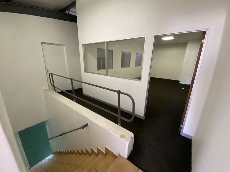 226m2 Mini Warehouse Unit For Sale in Capital Hill Business Park, Midrand – Prime Road Frontage - Photo 2