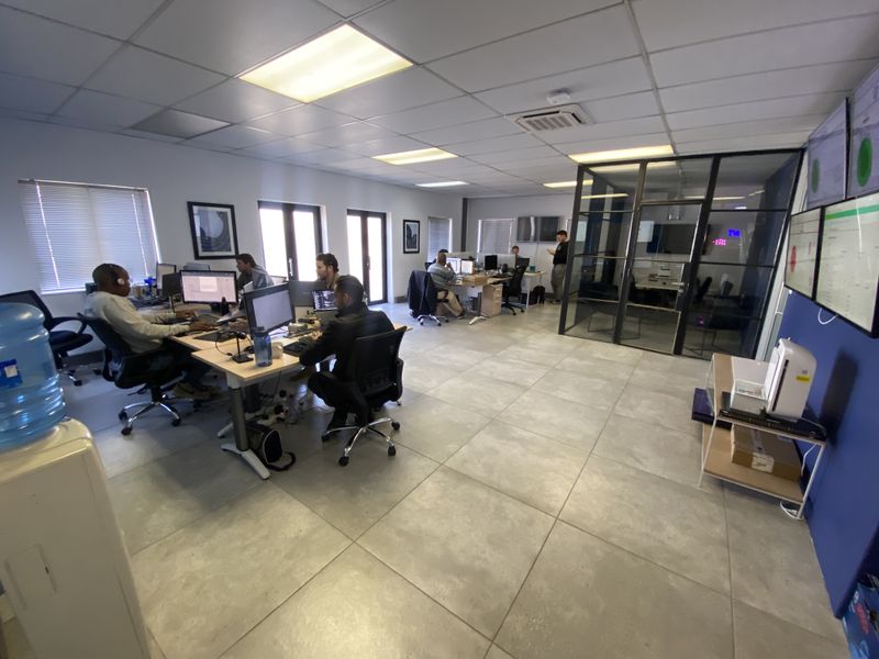 Premium A-Grade Office Space for Lease in Thornhill Office Park, Midrand - Photo 4