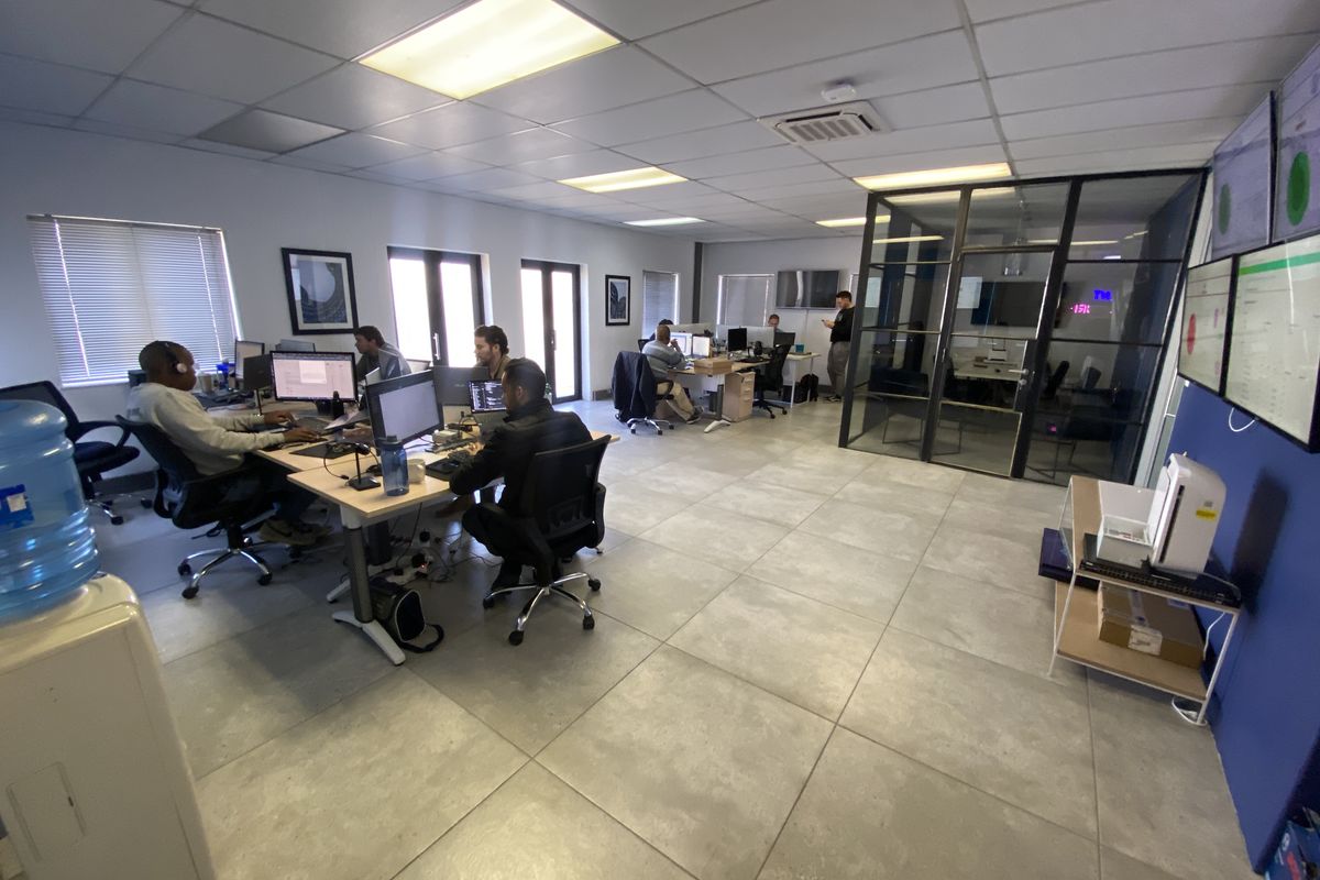 Premium A-Grade Office Space for Lease in Thornhill Office Park, Midrand - Photo 4