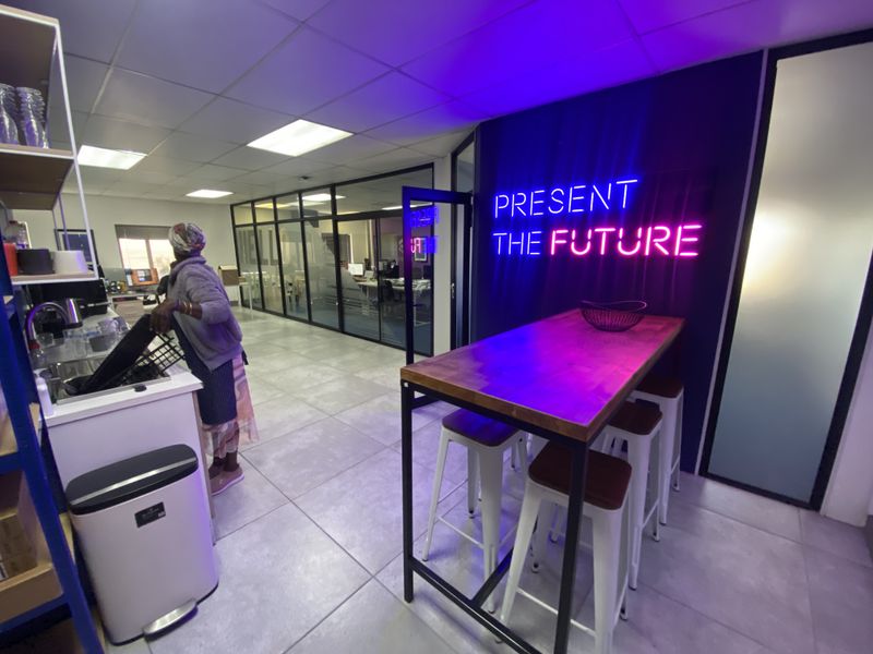 Premium A-Grade Office Space for Lease in Thornhill Office Park, Midrand - Photo 5