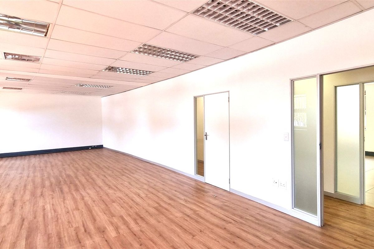 Office space to let on the Ground floor of 6 Mellis Road in Rivonia - Photo 5