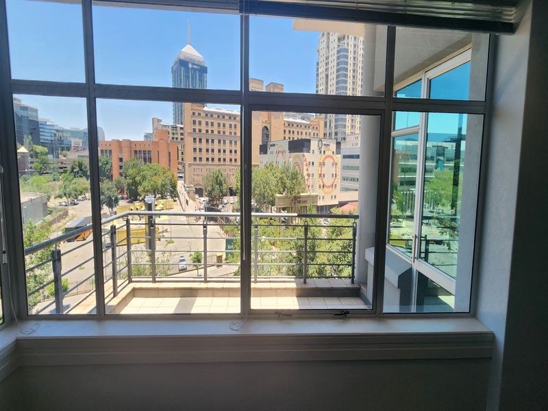 Office space to let in Sandown, Sandton - Photo 6