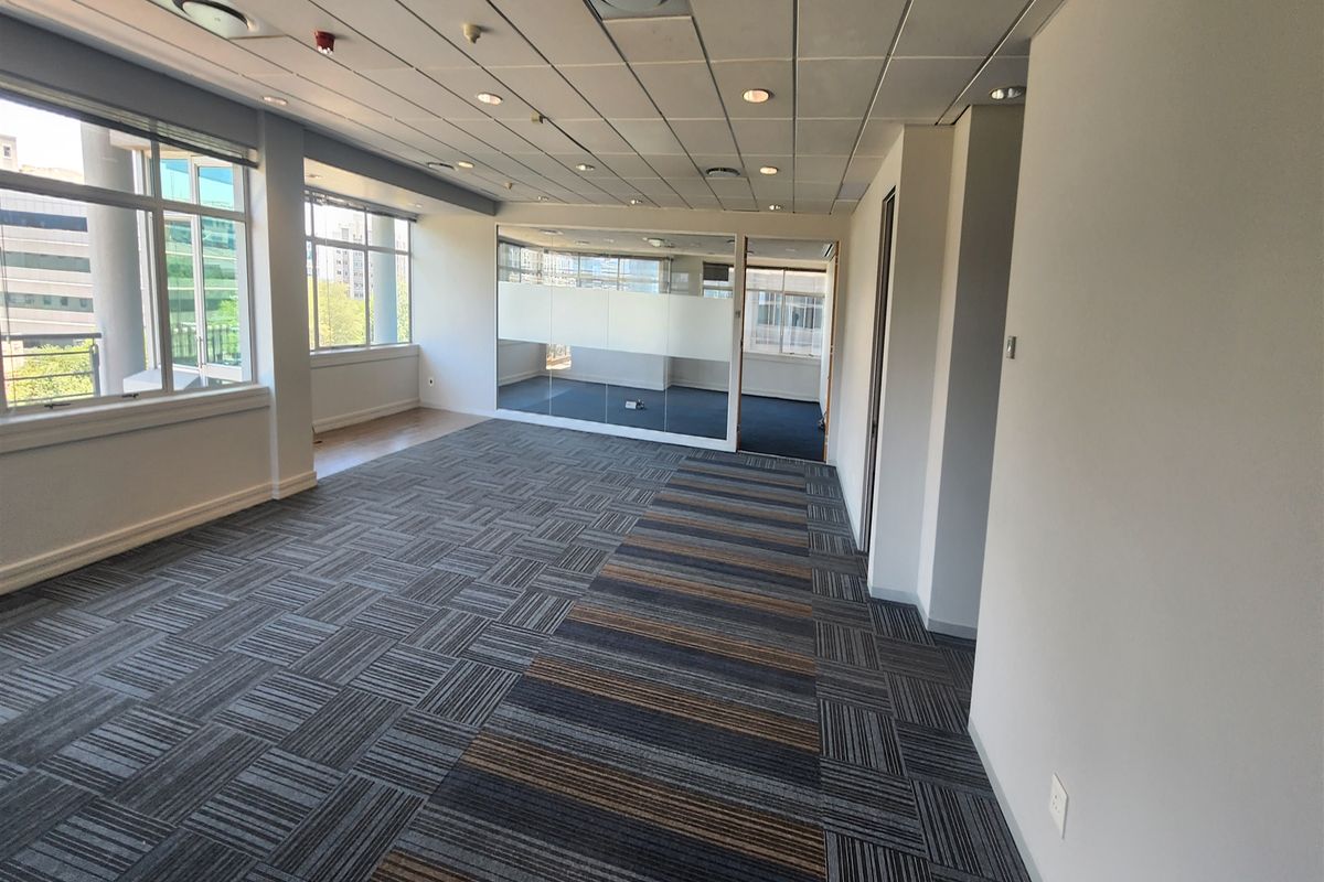 Office space to let in Sandown, Sandton - Photo 5