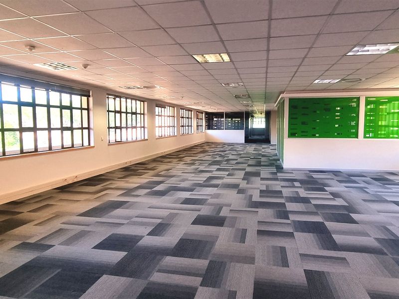 Office space to let on the 2nd floor in The Campus - Photo 8