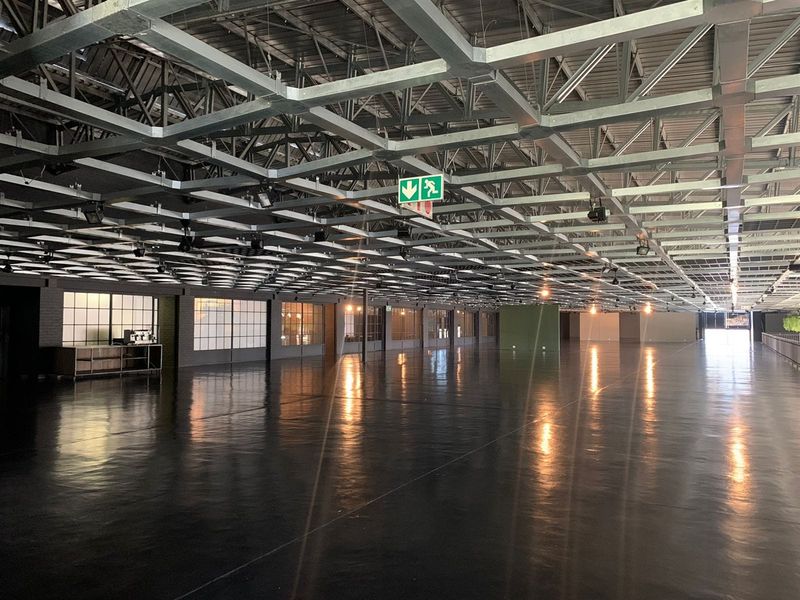 7800m2  Warehouse  - FOR SALE - Photo 8